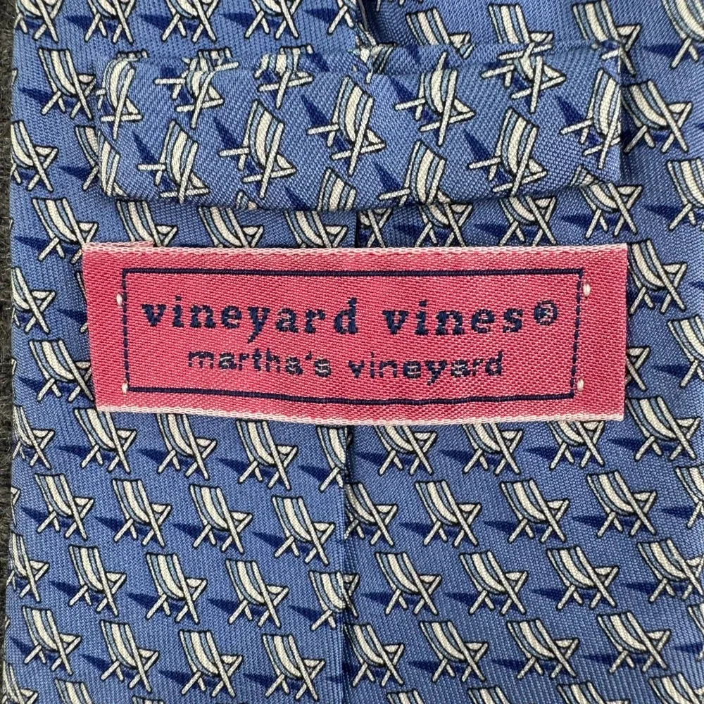Vineyard Vines Tie Blue Beach Chair AOP Handmade USA Silk Novelty Necktie